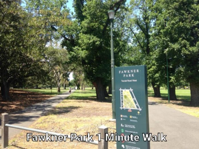 Fawkner Mansions Heritage Hotel Melbourne Exteriör bild